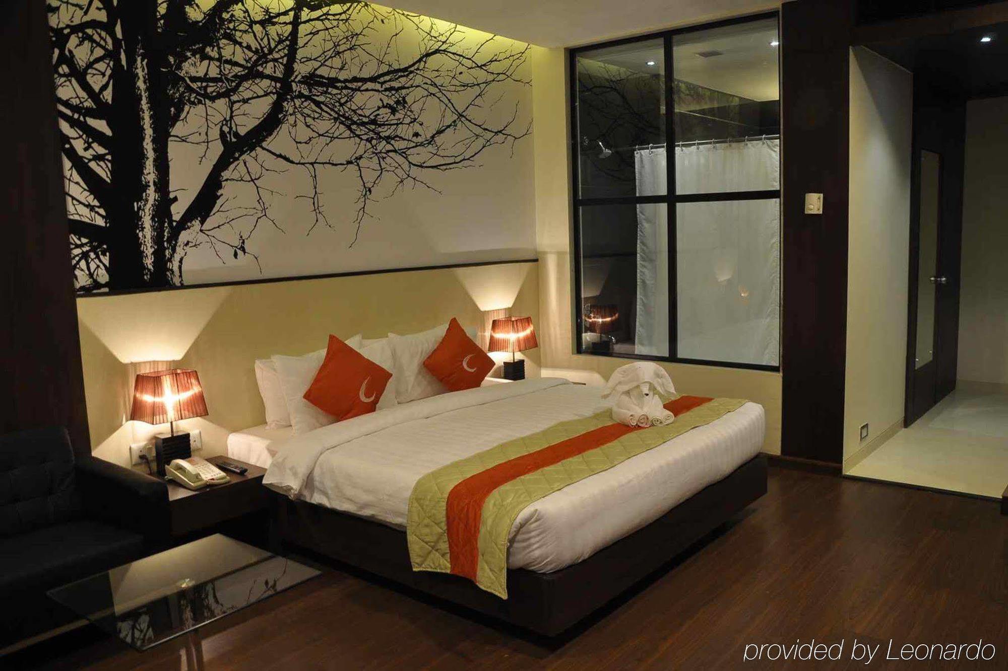 皮姆普里心灵空间酒店 Pimpri-Chinchwad 外观 照片