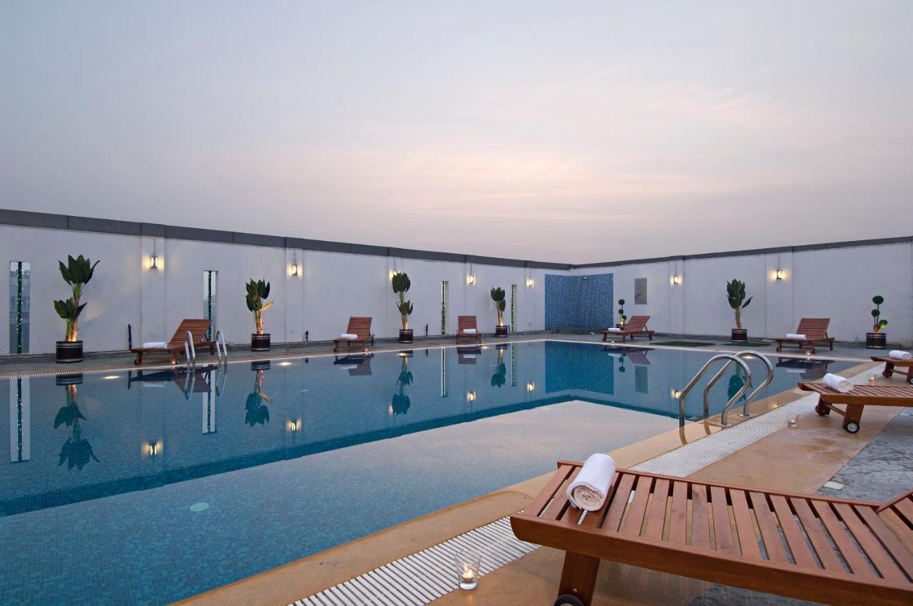 皮姆普里心灵空间酒店 Pimpri-Chinchwad 外观 照片