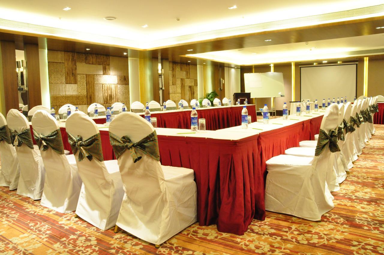 皮姆普里心灵空间酒店 Pimpri-Chinchwad 外观 照片